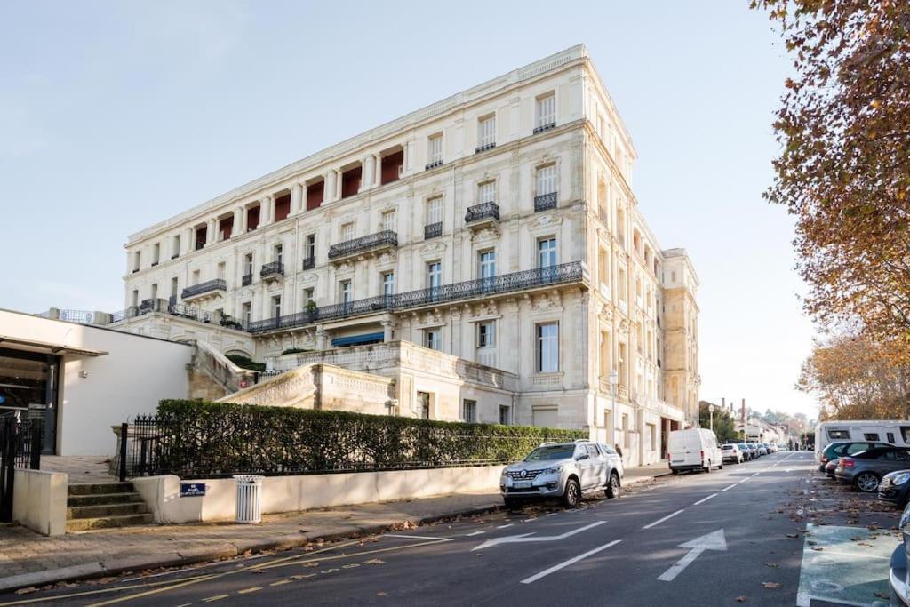 Grand Hotel - Magnifique Appartement Bord De Plage Centrale Аркашон Экстерьер фото